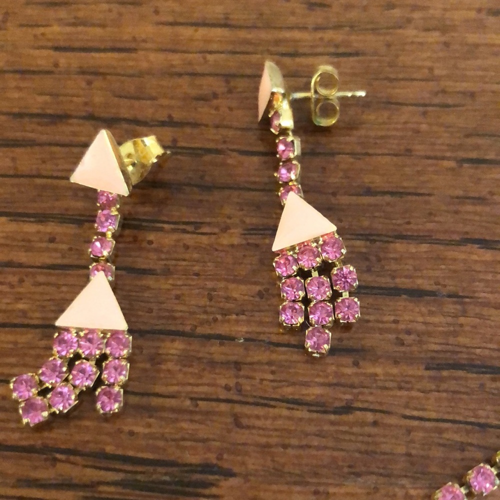 Antique pink rhinestone necklace and earring set - Picture 3 of 3